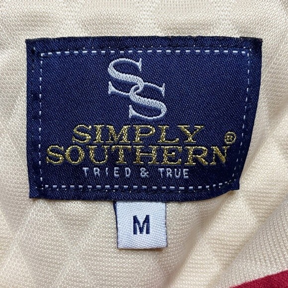 Simply Southern Cream Red Quilted 1/4 Snap Pullover Sweatshirt Size Medium - Picture 6 of 9